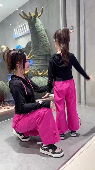 婉若清扬，诗意成长——名字里有这些字的女孩与妍涵科技的未来
